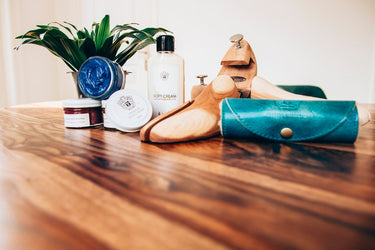 Shoe care in winter Melvin & Hamilton