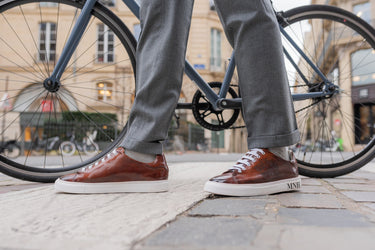Men's Sneakers Harvey 88 Melvin & Hamilton with suit