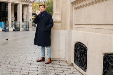 Men's boots Emil 9 Melvin & Hamilton with a long coat