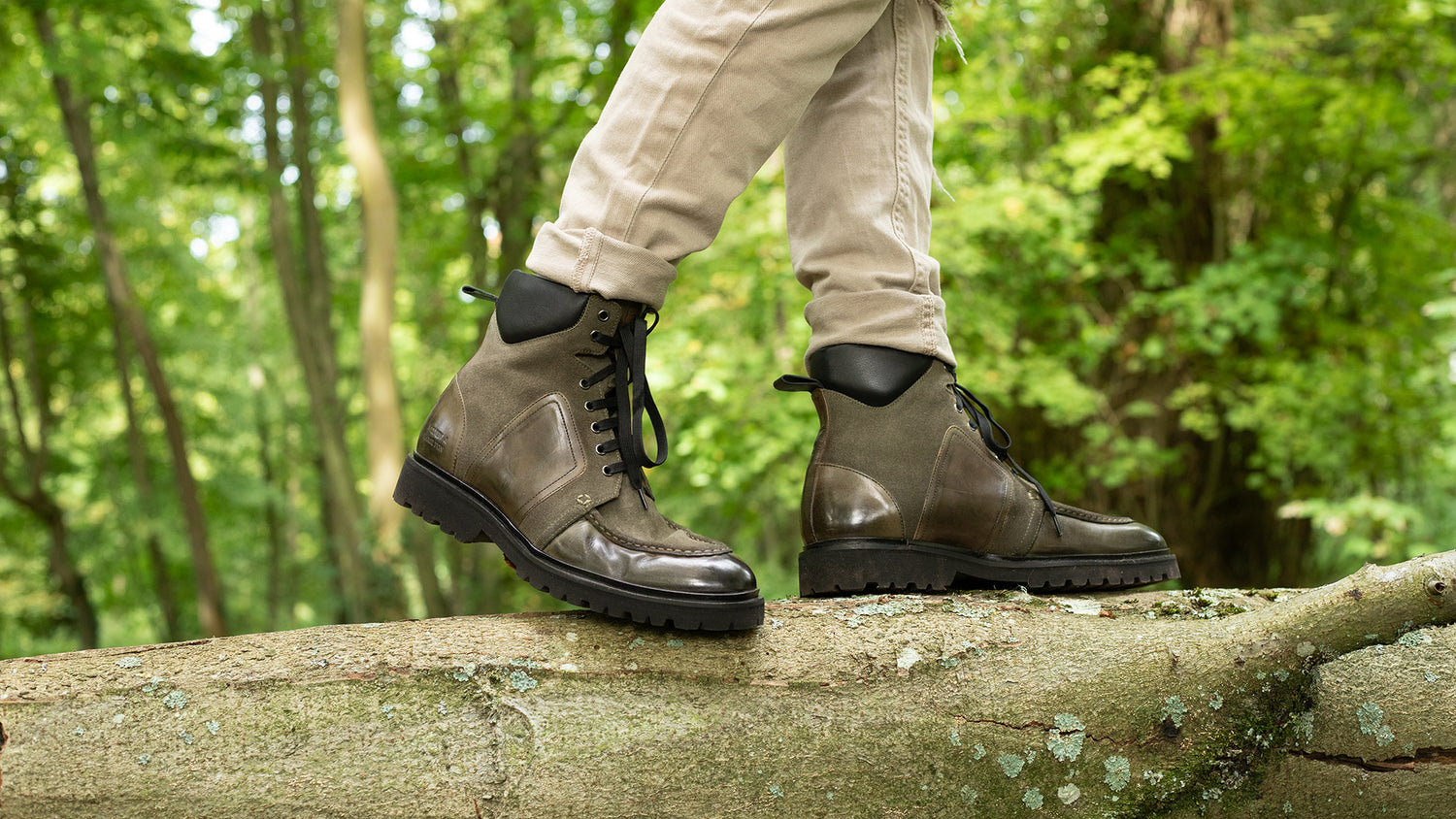 HIKER STYLE BOOTS