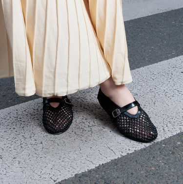 Alivia Mignon Black Beige – Melvin Hamilton - Main Image