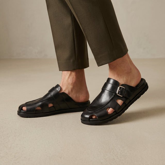 Robert 39 Torino Black Buckle – Melvin & Hamilton