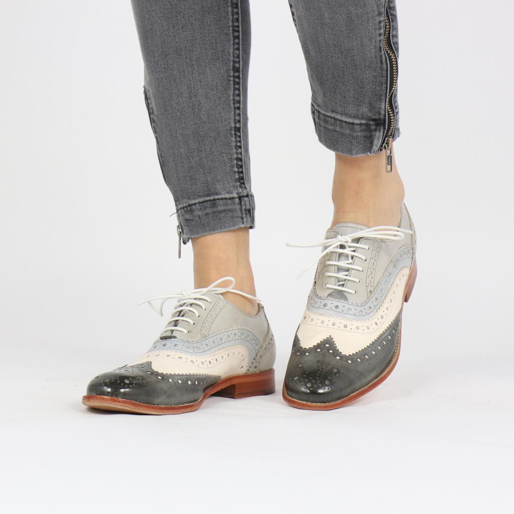 Amelie 10|model